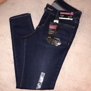 Women’s Jeans